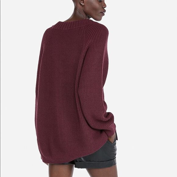 ✨NWOT✨Oversized Shaker Knit Deep V-Neck Tunic Sweater✨ - Picture 3 of 3